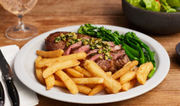 Edgell Diamond Cut Beer Battered Chips Served With a Succulent Steak -Available at Bidfood Australia