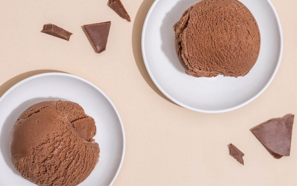 5 retro ice cream recipes to delight every age 3 Yarde Farm blog retro ice cream recipes chocolate 800x500 1