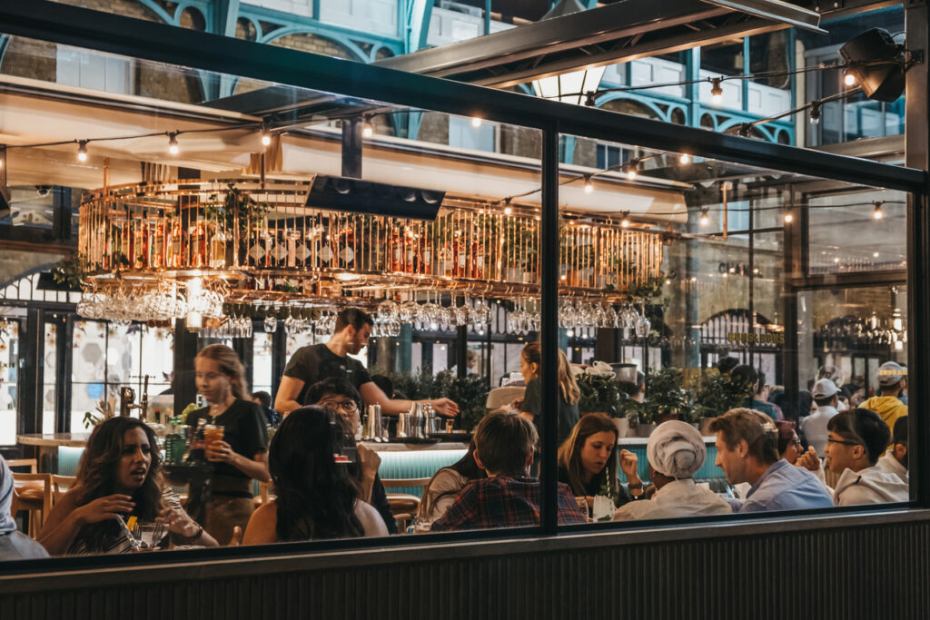 Your guide to understanding foodservice 2 Full service restaurants are part of the industry